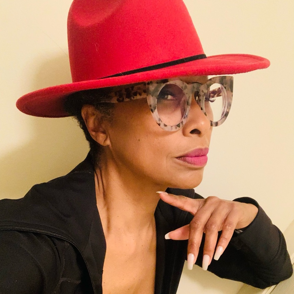 Meet your Posher, Catherine